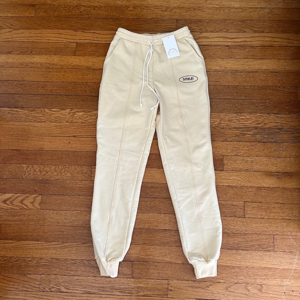 Dippin' Daisy's Take A Picture Drawstring Sweatpants XS *Brand New